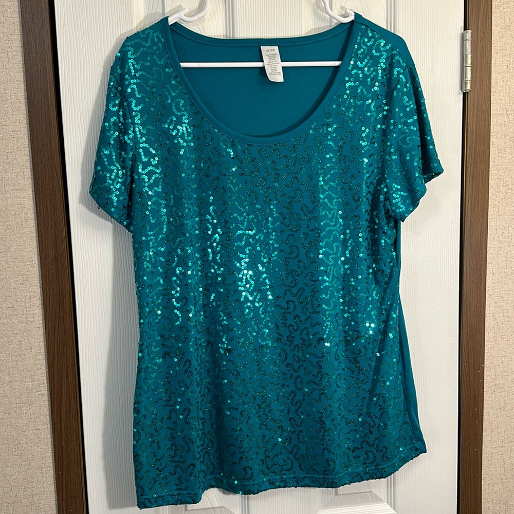 Xl sequin top/ shirt. Emerald green.